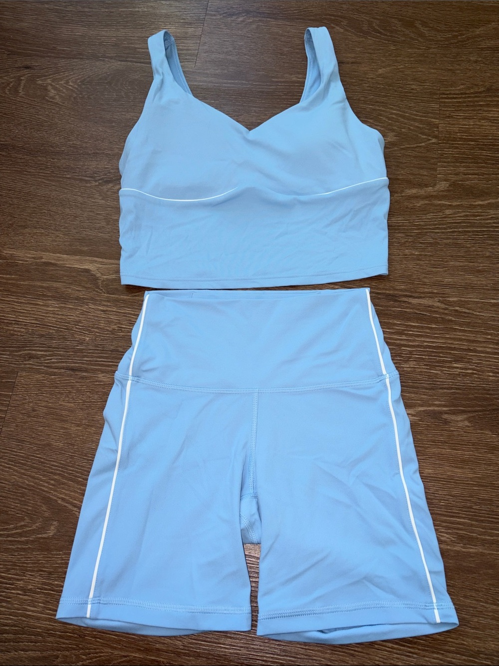 Old Navy Active StudioSmooth Tank & Bike Shorts Matching Set (size small)